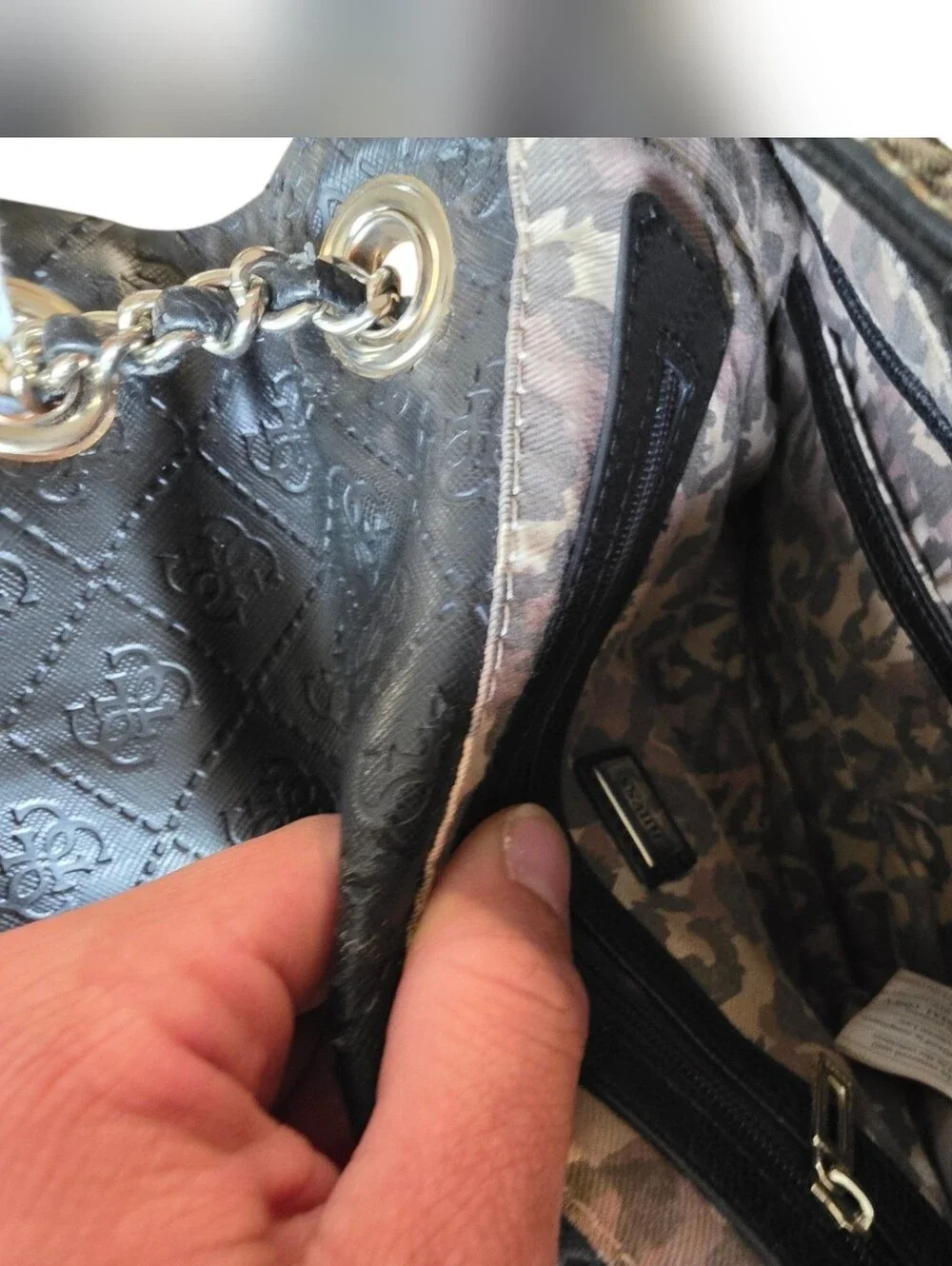 Guess Black Quilted Chain-Handle Shoulder Bag with Gold Hardware - Picture 4 of 6